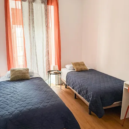 Δωμάτια σε οικογενειακή κατοικία House San Peter Φάρο