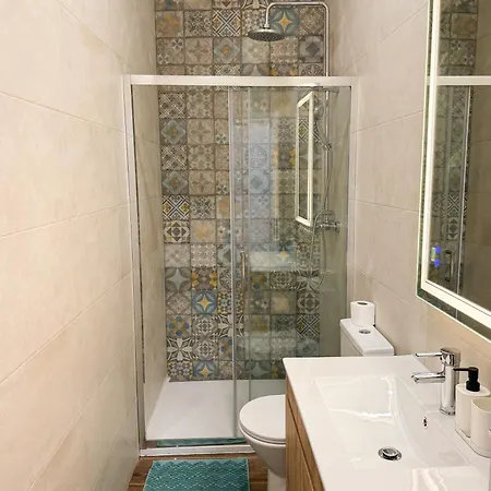 House San Peter בית אירוח פארו